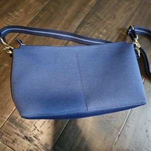 Rothys daily crossbody varsity blue